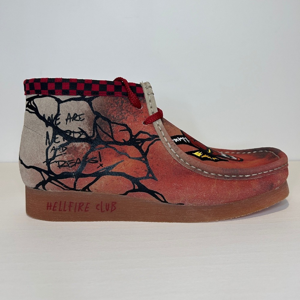 Clarks Wallabee Evo Stranger Things Hellfire Club Shoes Mens 10 Dark Sand Red